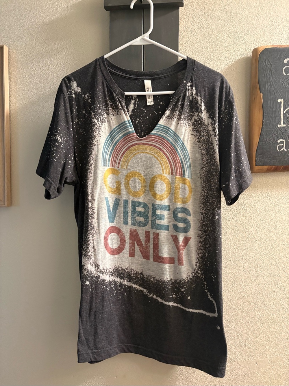 Good Vibes Only Rainbow Graphic Tee - Black